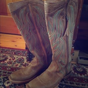 Ariat brown leather cowboy cowgirl boots